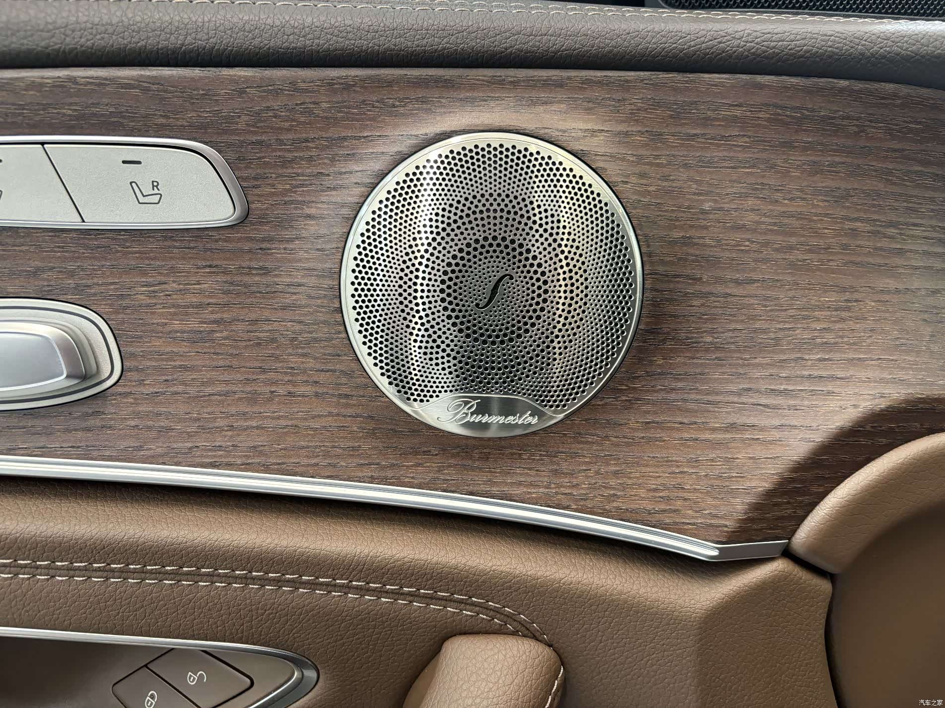 Mercedes-Benz E-Class, 2022 11
