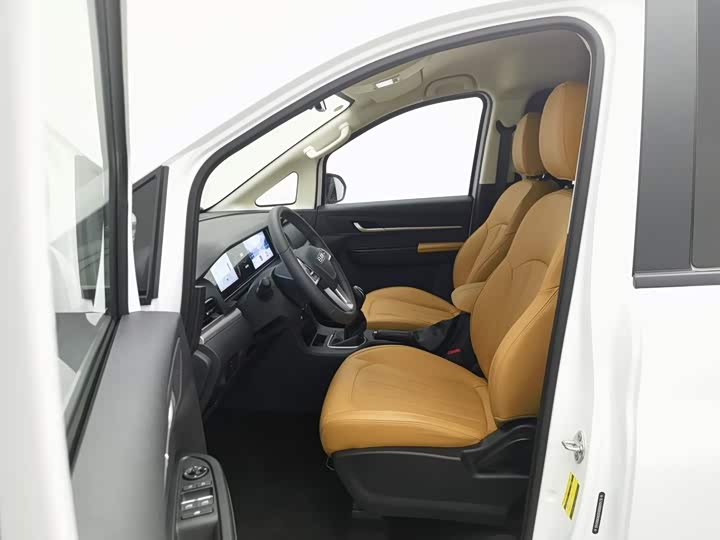 BAW rui sheng wang pai M7 2025 2.0L МКПП zhang zhou Люкс 7 seats