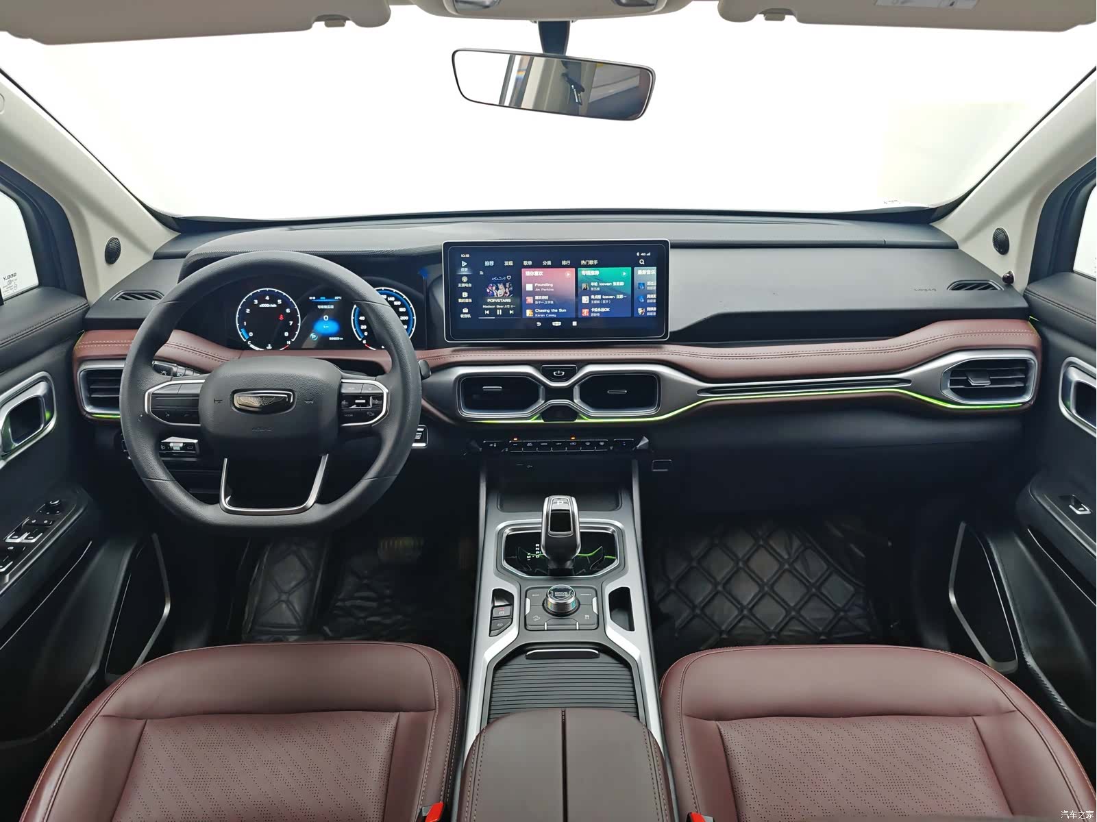 Geely Haoyue, 2022 15