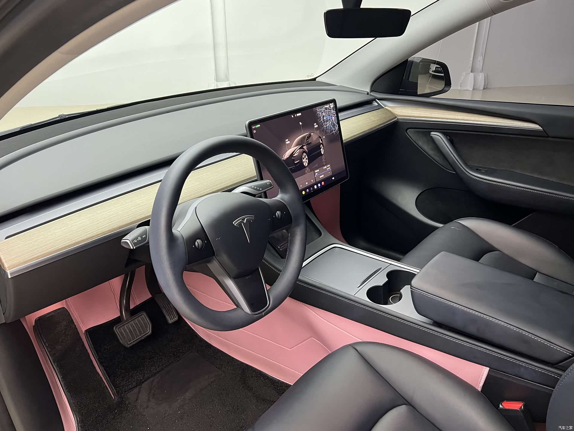 Tesla Model Y, 2022 7