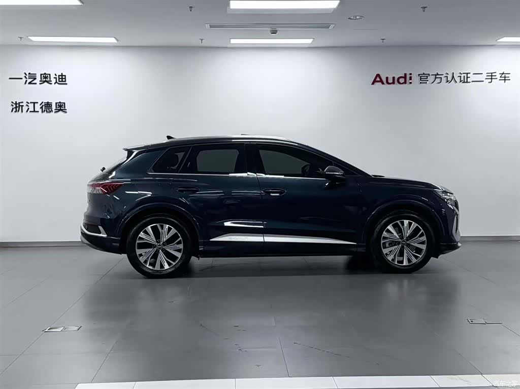 Audi Q4 e-tron, 2025 3
