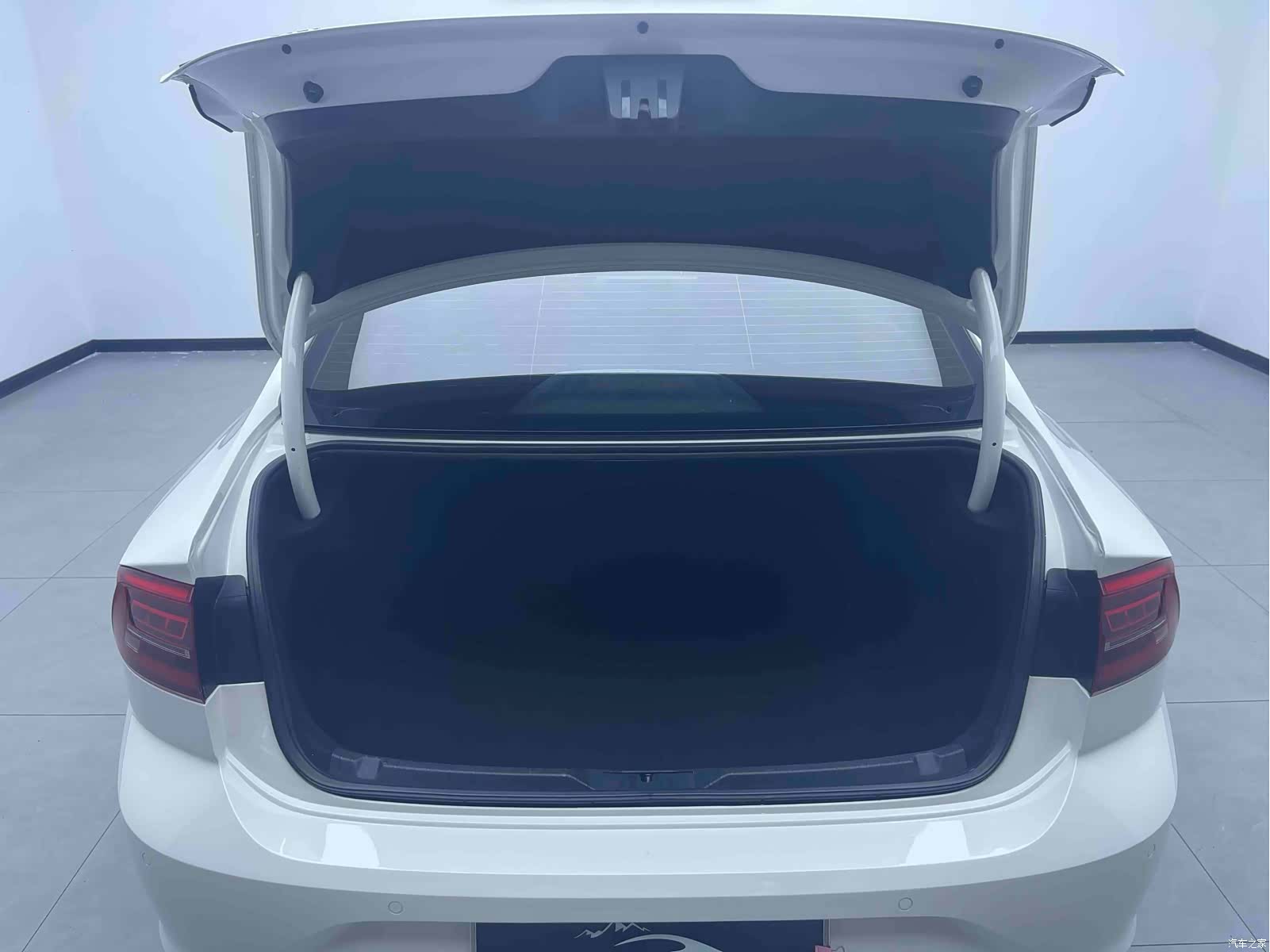 Volkswagen Lamando, 2022 23