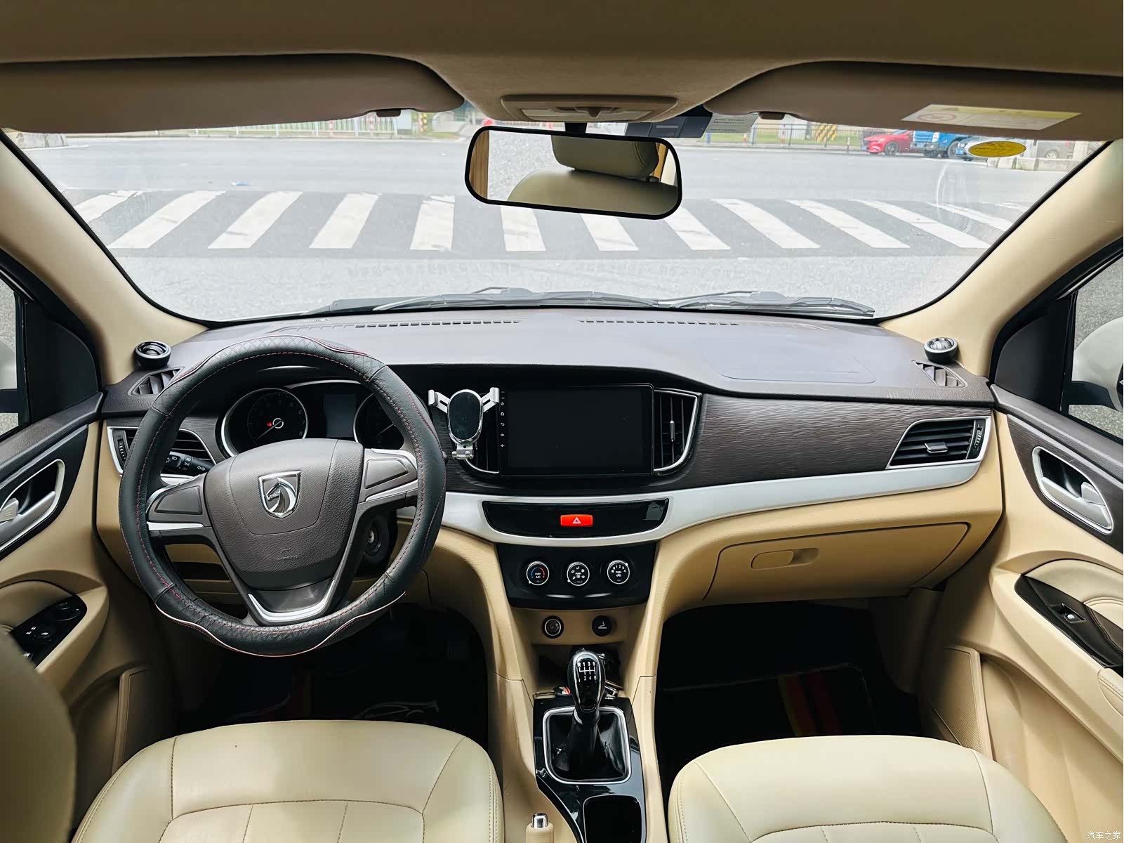 Wuling 730, 2021 7