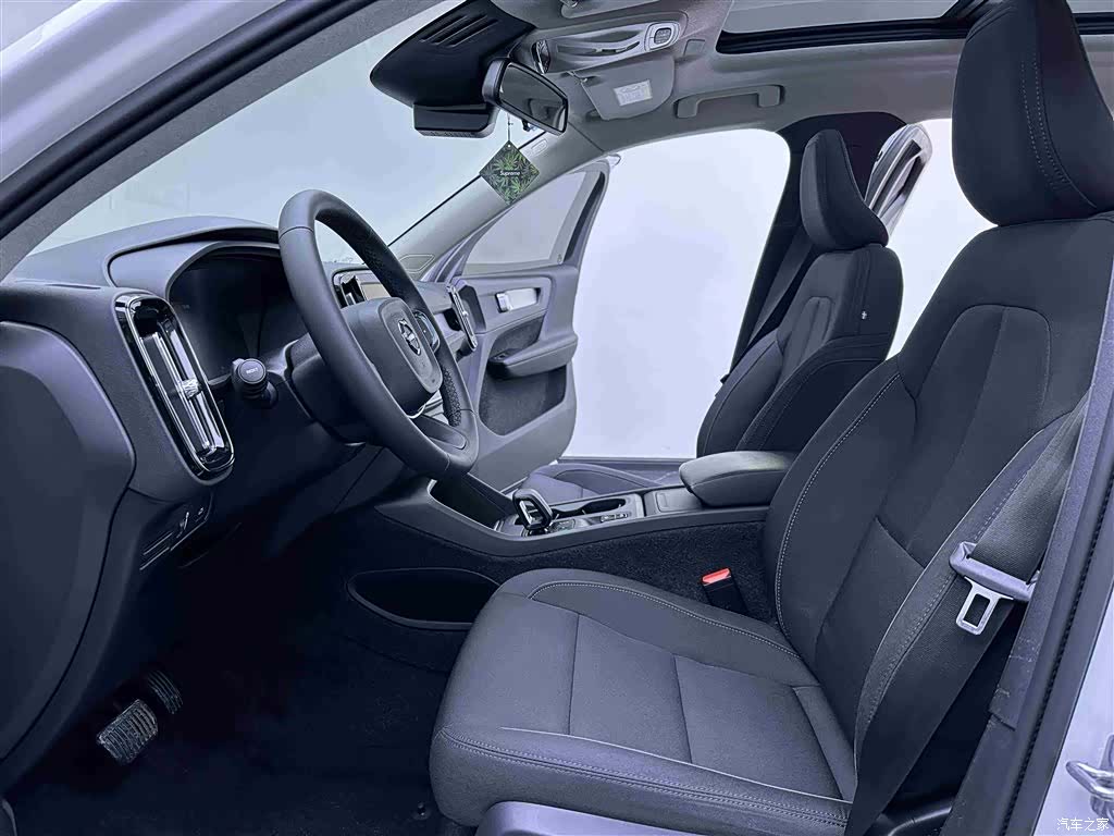 Volvo XC40, 2022 11
