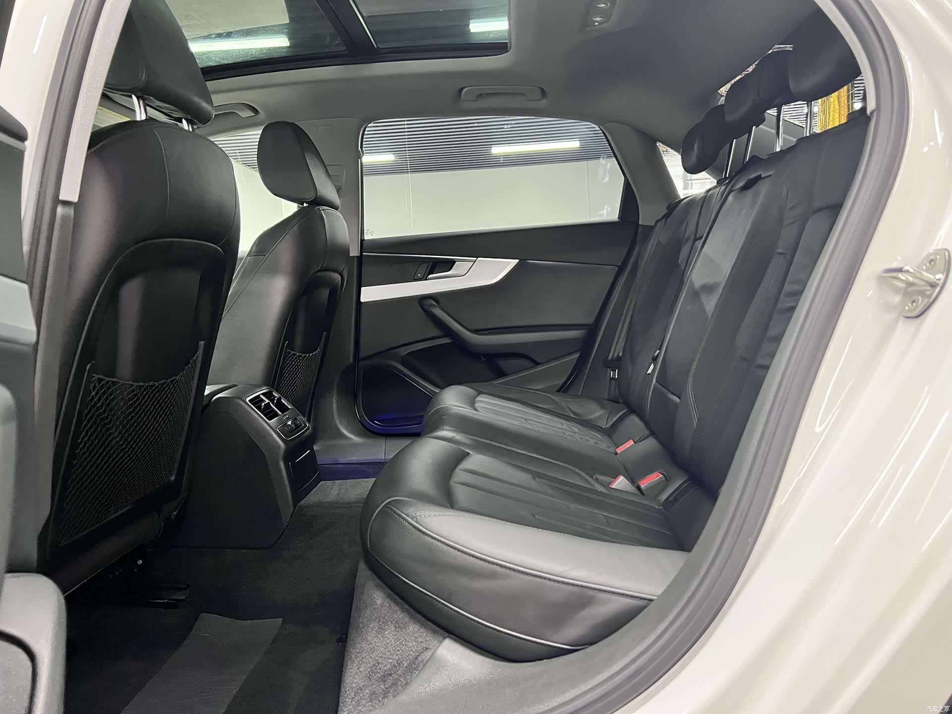 Audi A4L, 2019 8