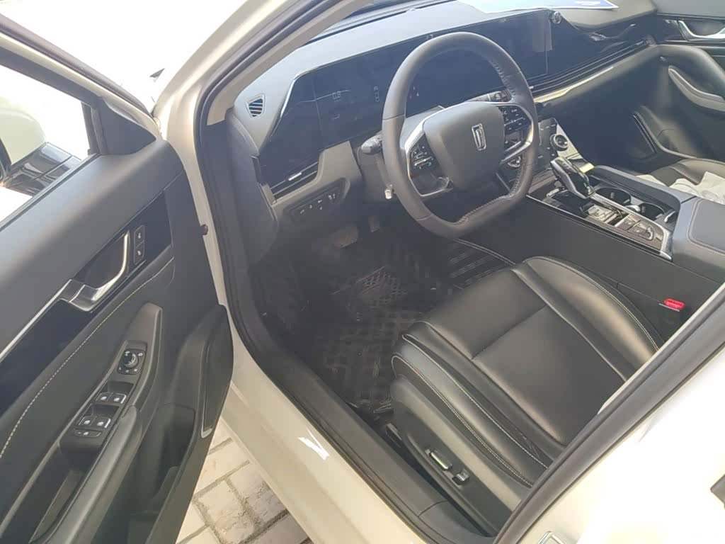 Bestune B70, 2021 16