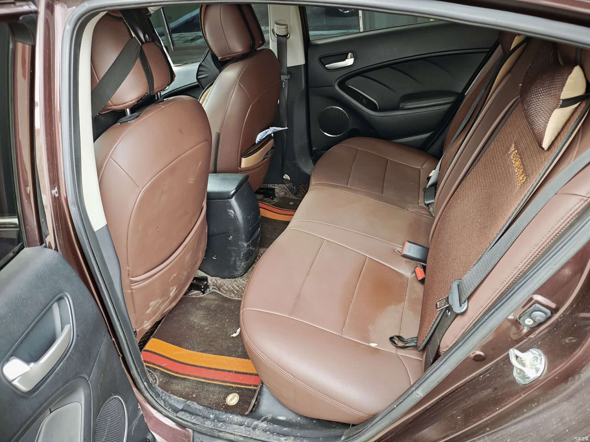 Kia K3, 2013 9