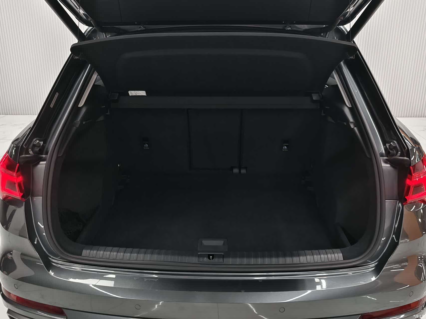 Audi Q3, 2022 8