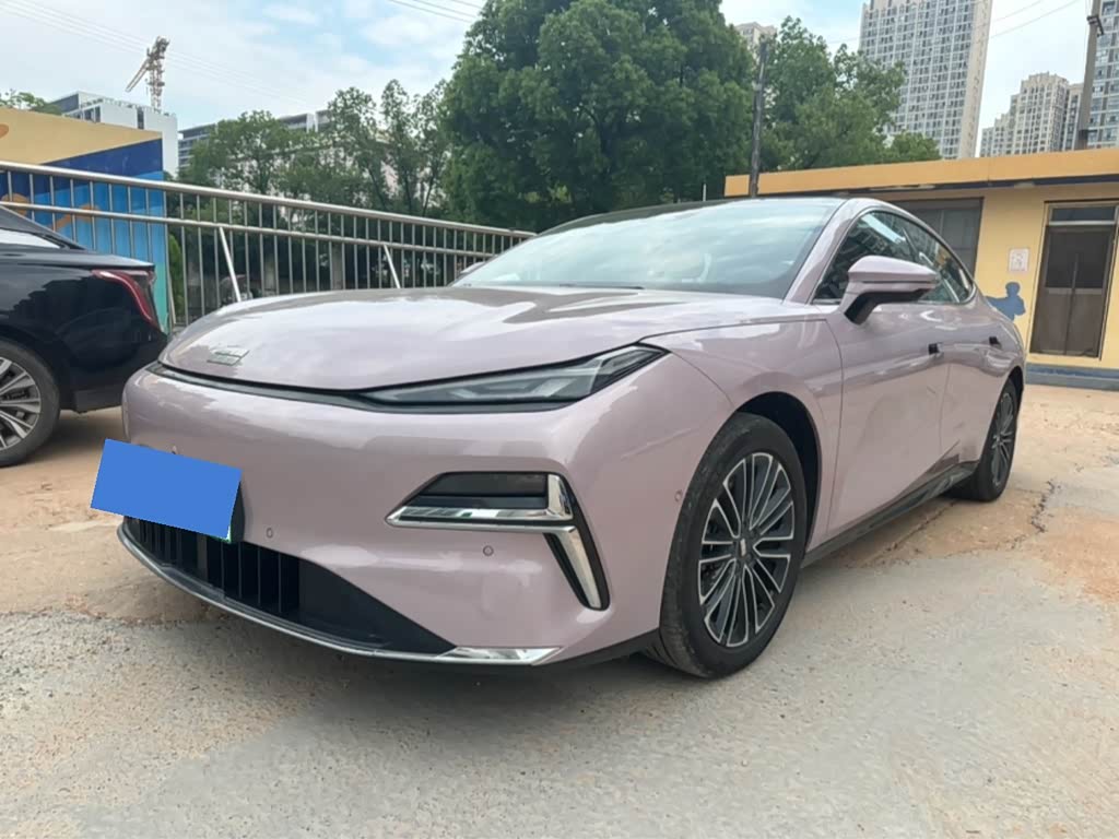 Geely Galaxy Starshine 8