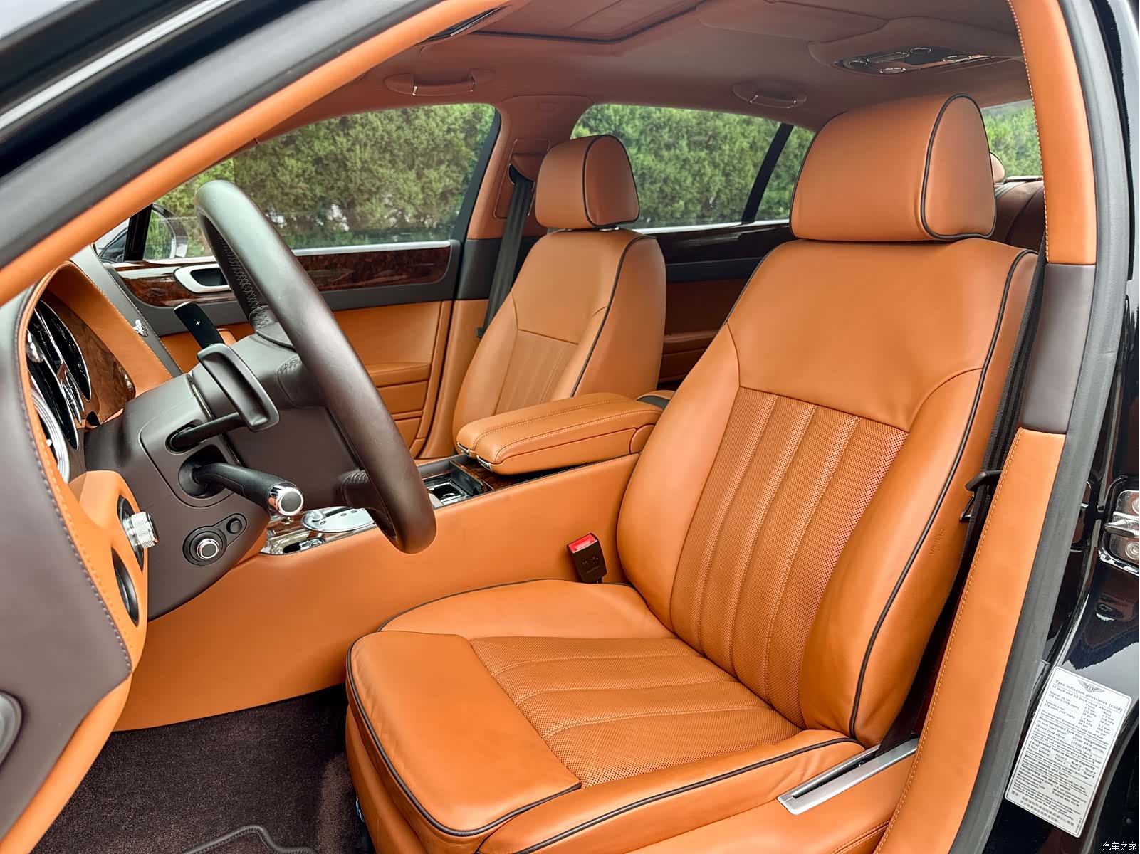 Bentley Flying Spur, 2012 21