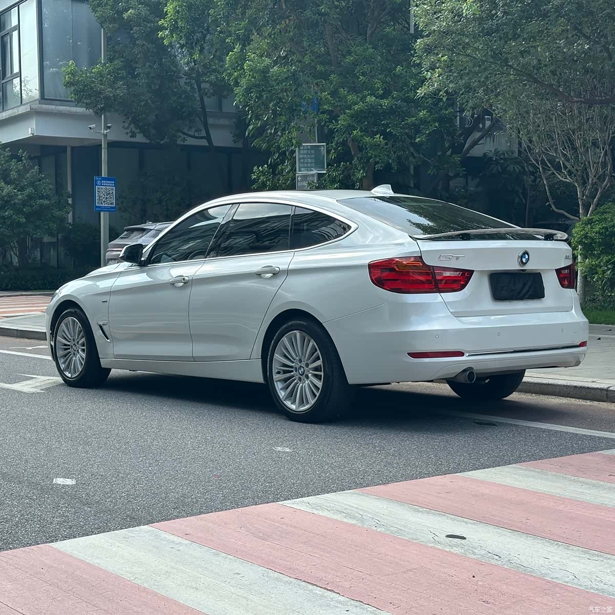 BMW 3 Series, 2015 6