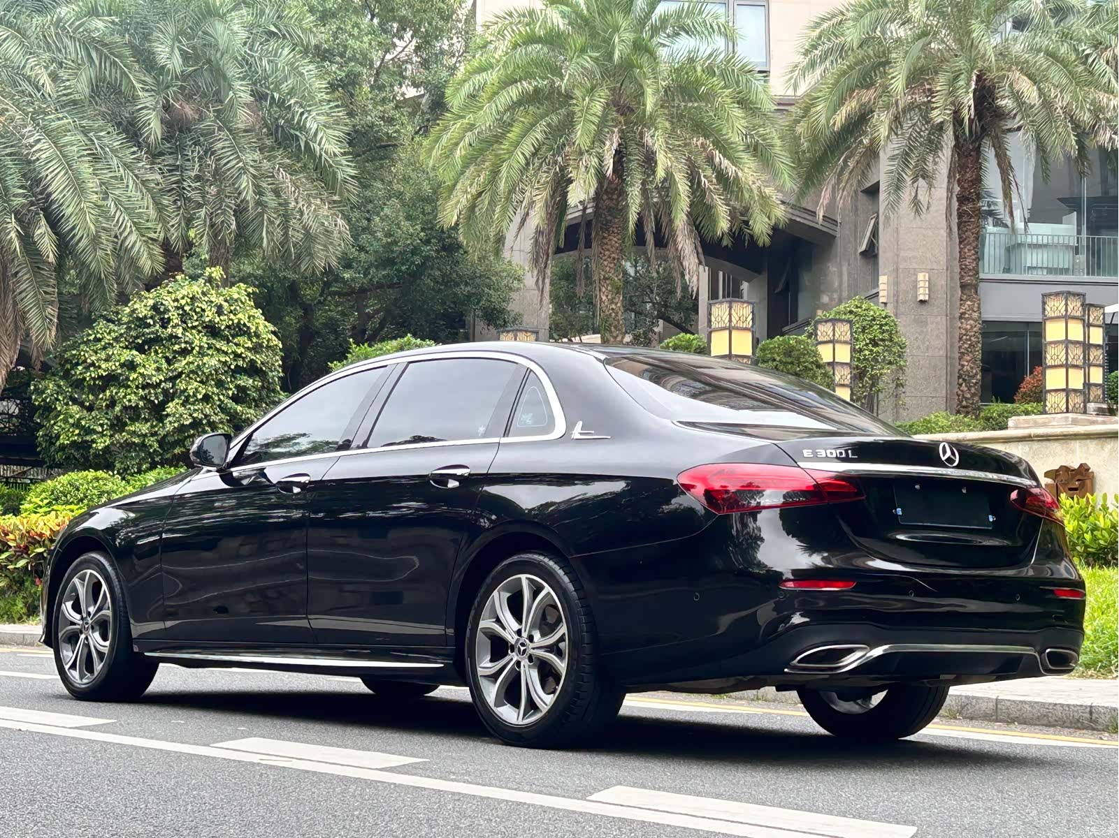 Mercedes-Benz E-Class, 2020 6