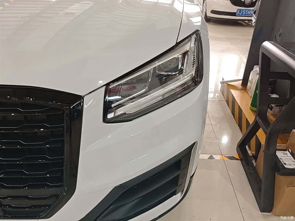 Audi Q2L, 2020 24