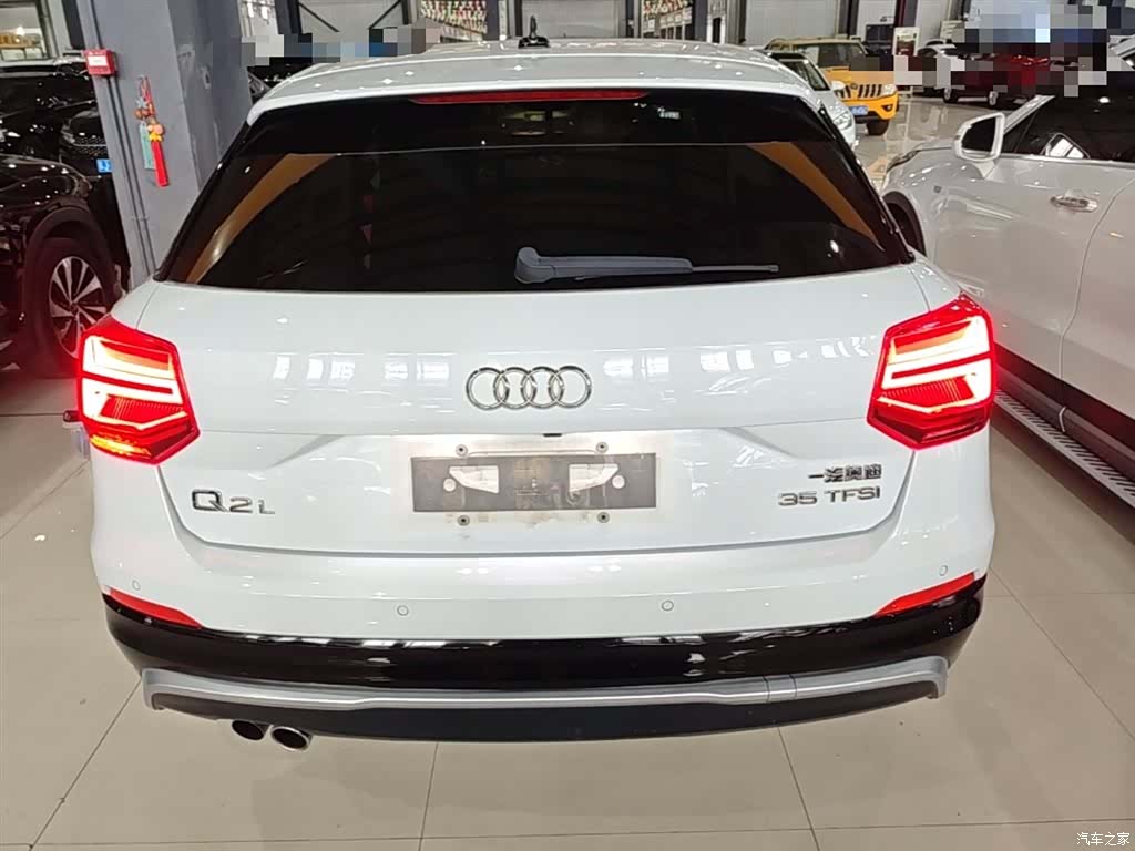 Audi Q2L, 2020 6