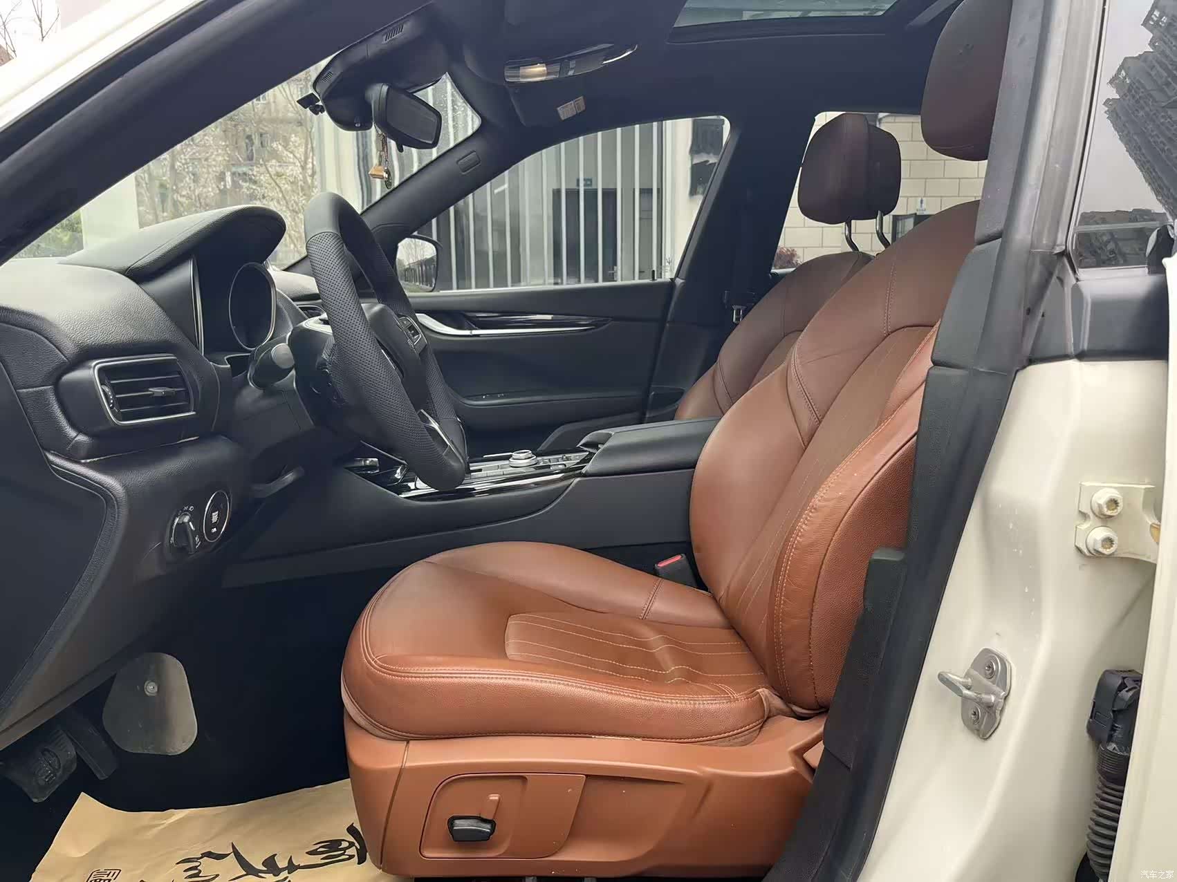Maserati Levante, 2018 10