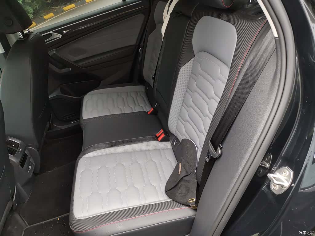 Volkswagen Tiguan, 2023 13