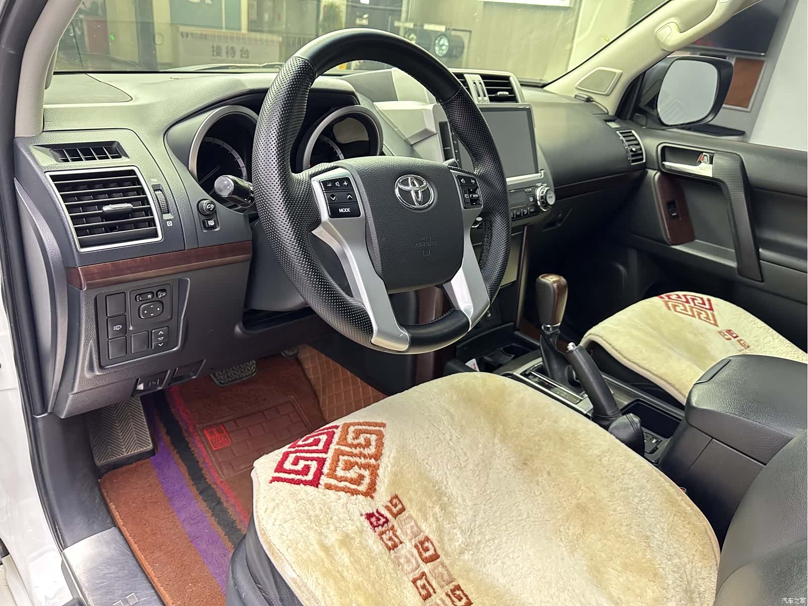 Toyota Prado, 2015 8