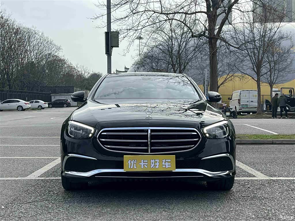 Mercedes-Benz E-Class, 2022 2
