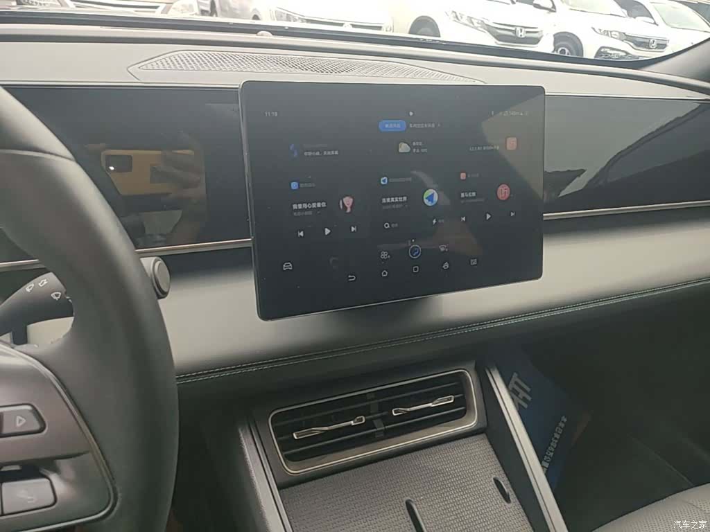 BYD Qin, 2025 13