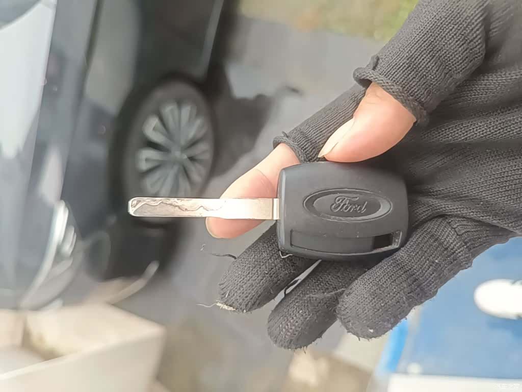 Ford Focus, 2014 9
