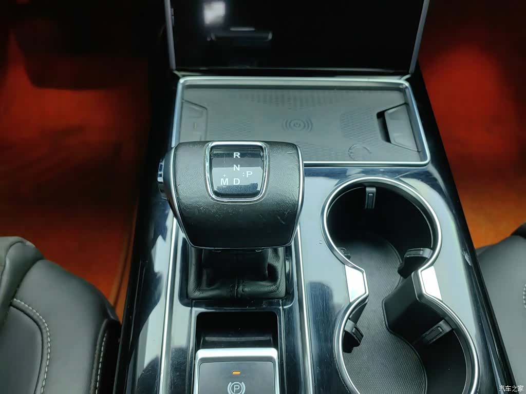 Hongqi HS7, 2022 13
