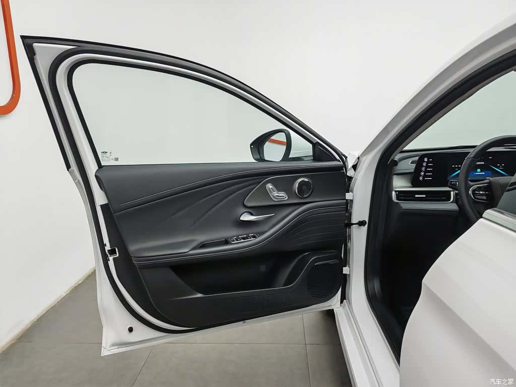 Chery Arrizo 8, 2023 8