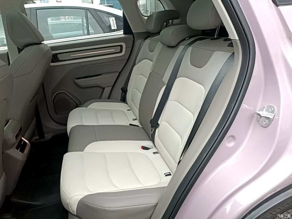 Geely Icon, 2025 17