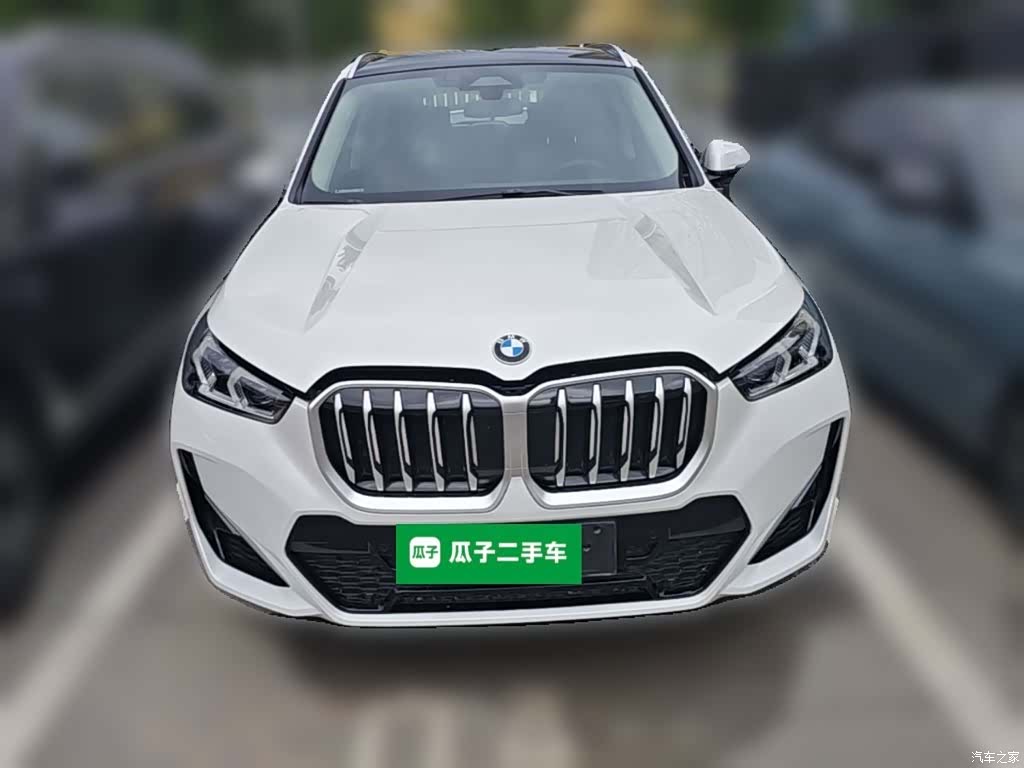 BMW X1, 2025 все фото