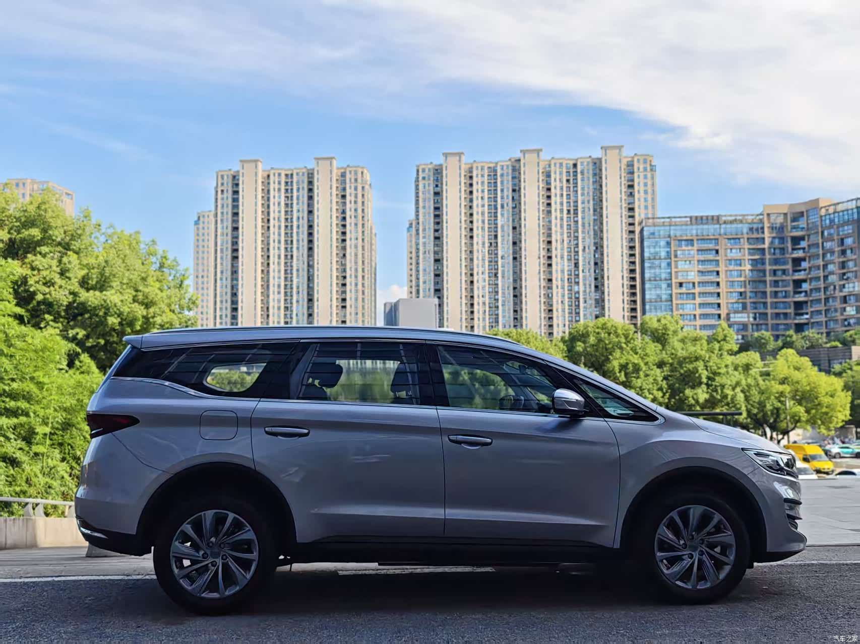 Geely Jiaji, 2021 8