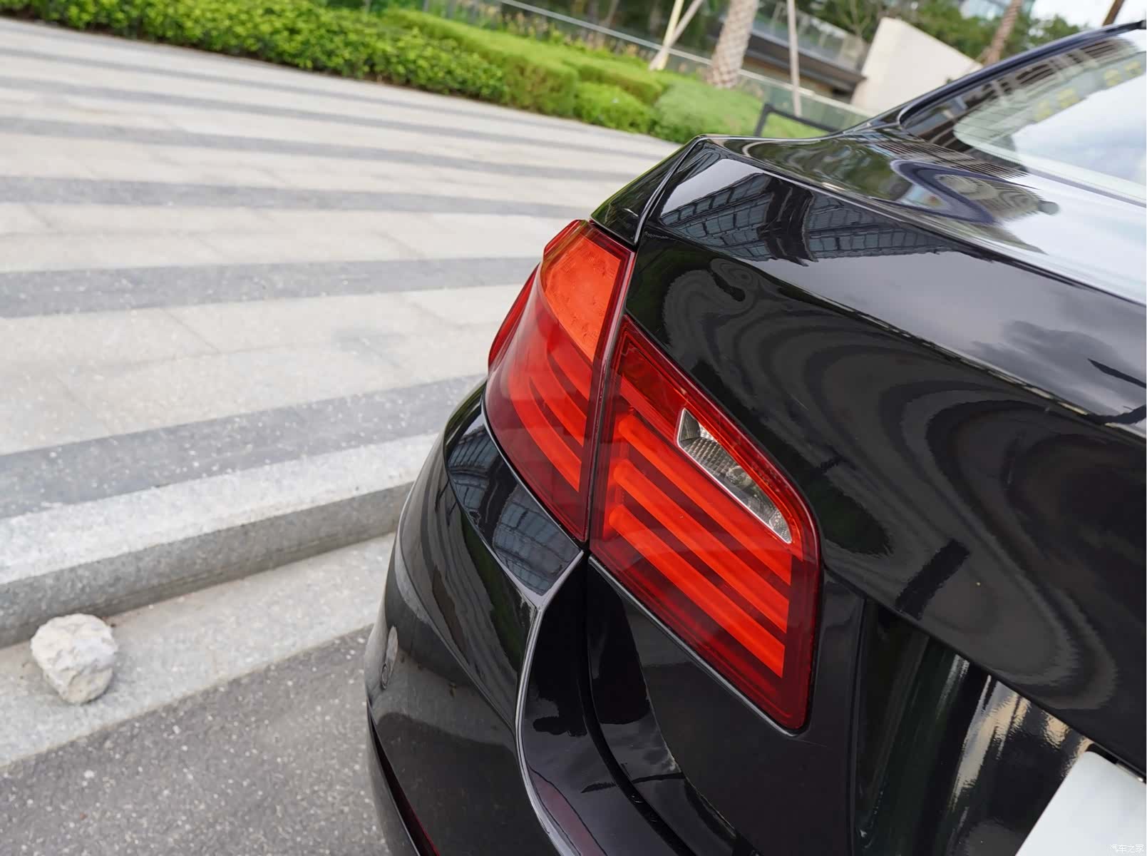 BMW 5 Series, 2011 26