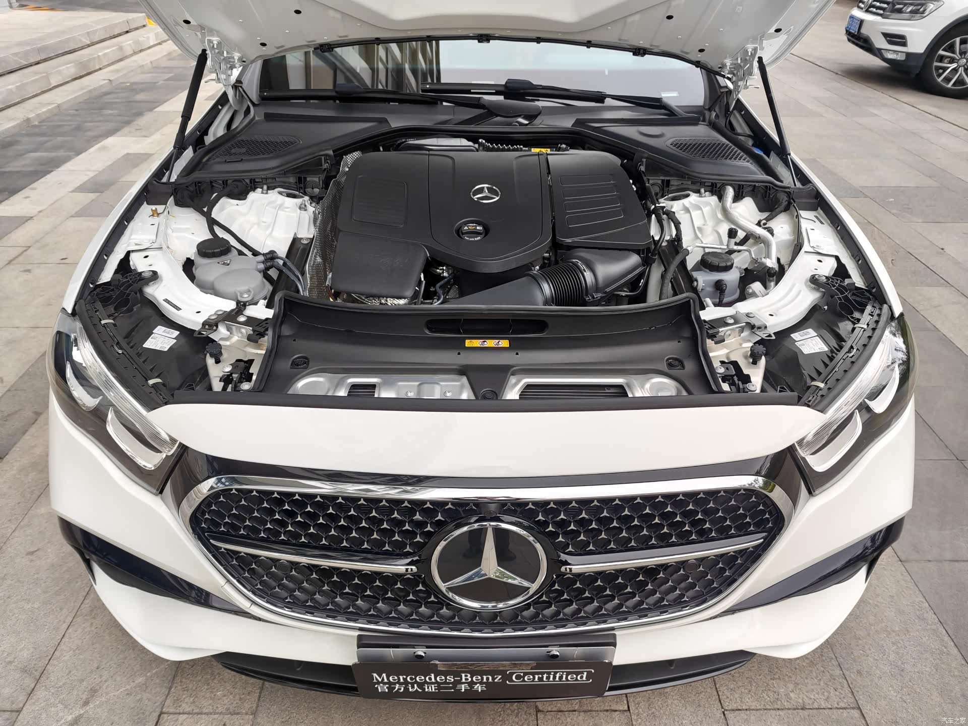 Mercedes-Benz E-Class, 2025 6