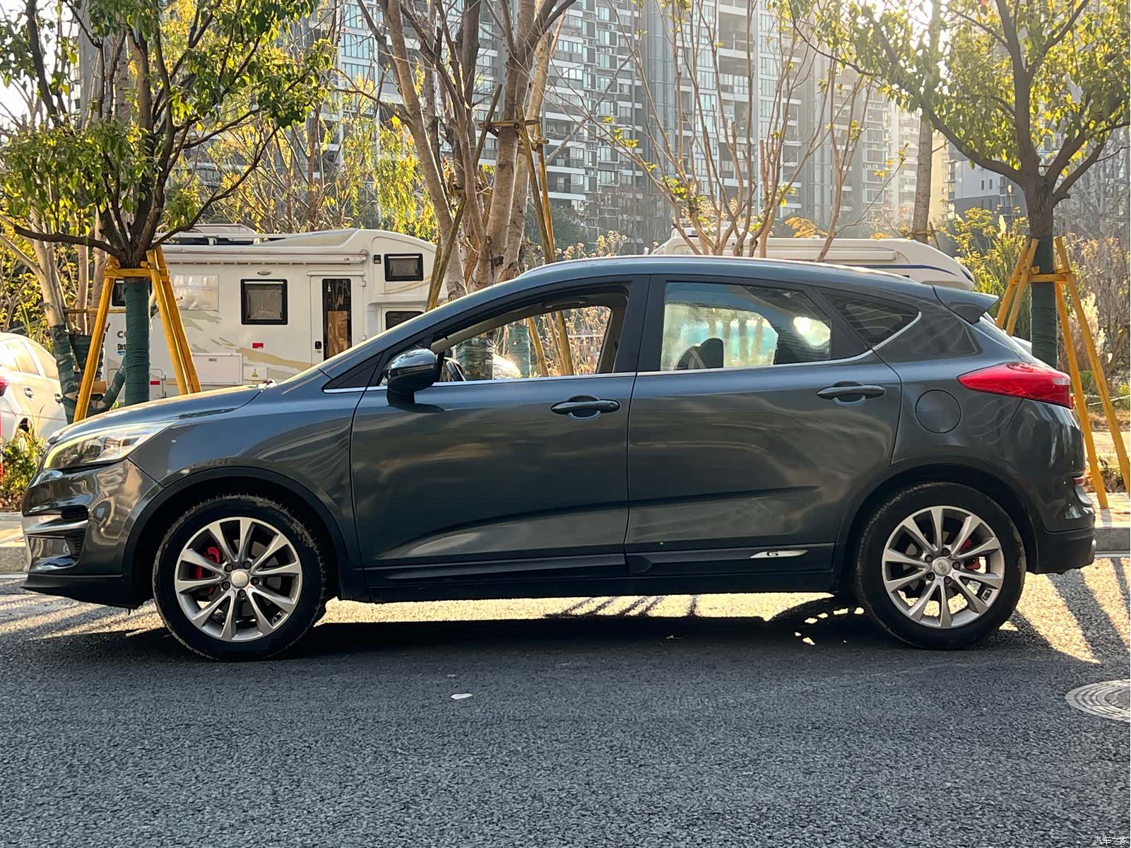 Geely Emgrand, 2018 8