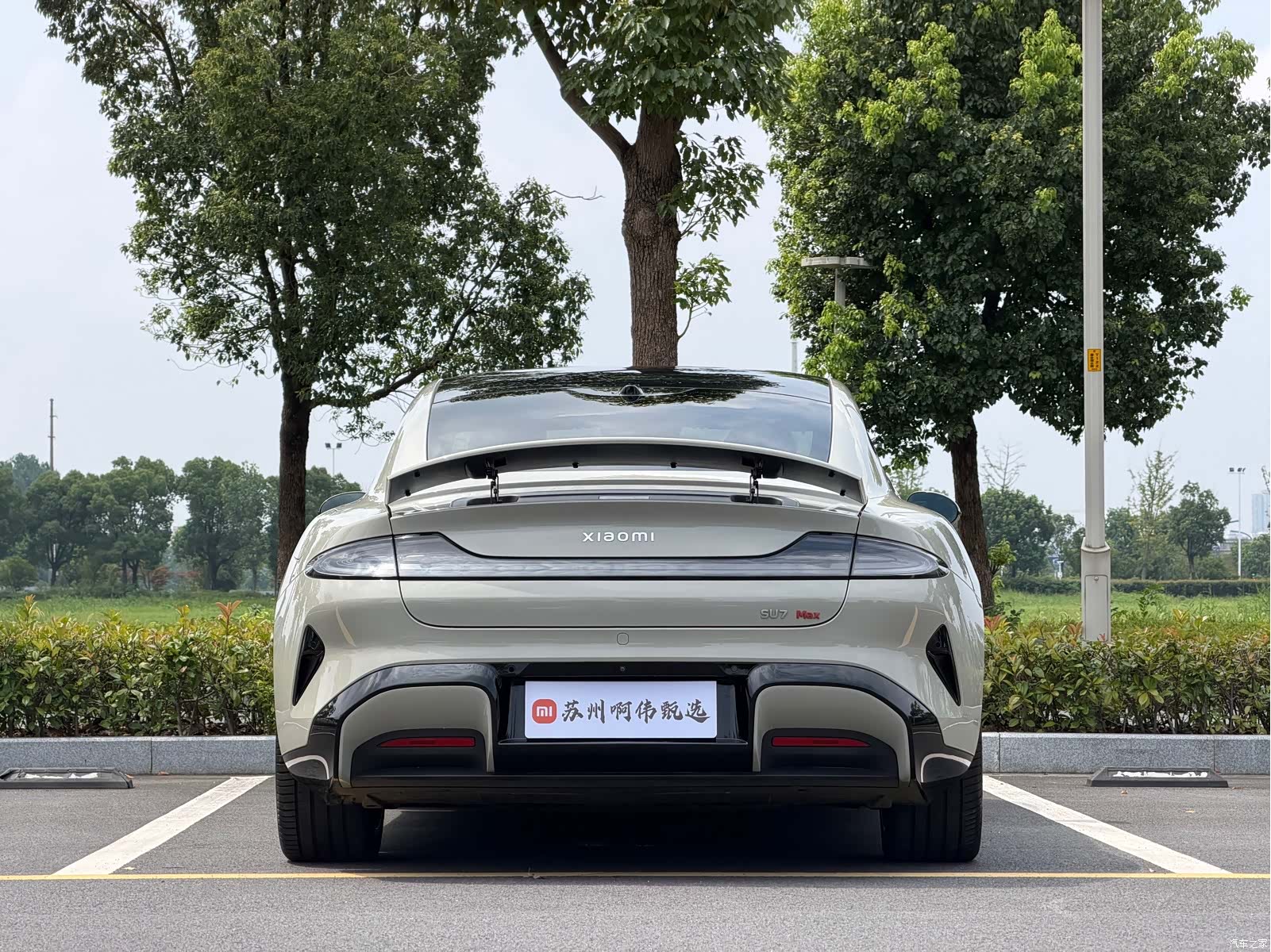 Xiaomi SU7, 2024 10