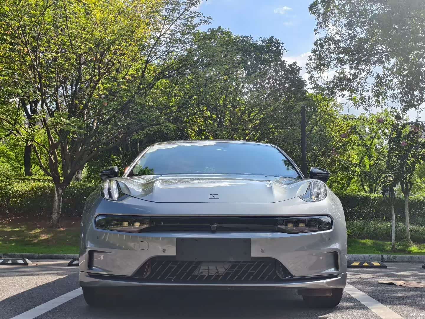 Zeekr 001, 2023 2