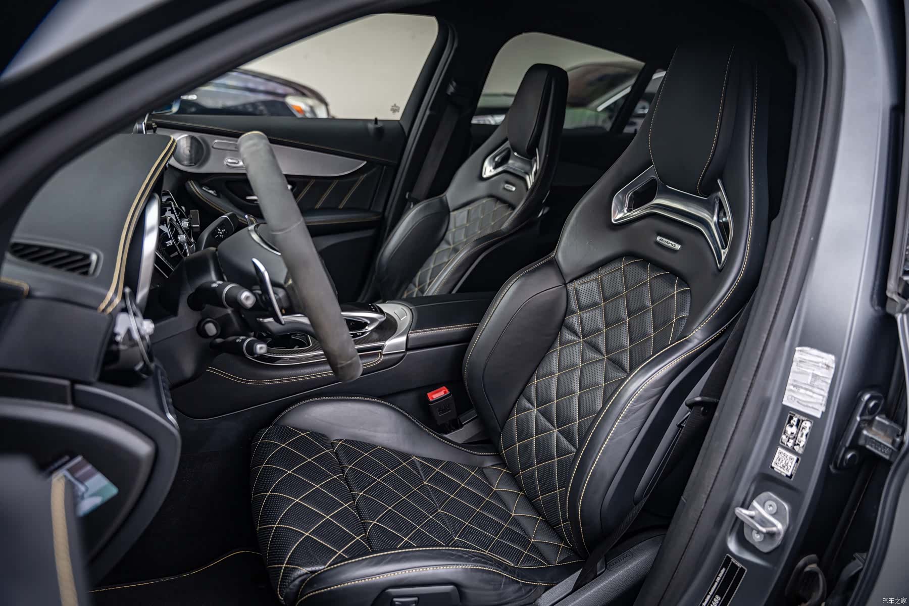 Mercedes-Benz GLC, 2019 16