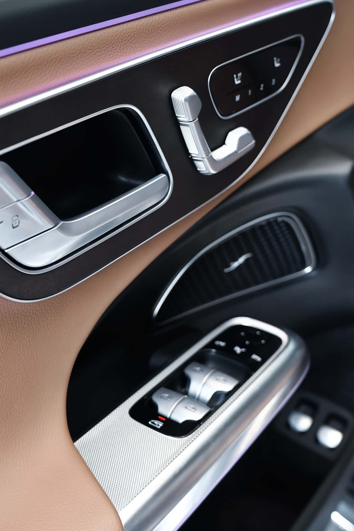 Mercedes-Benz E-Class, 2026 20