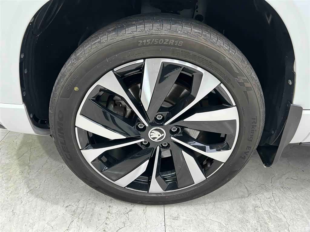Skoda Karoq, 2024 20