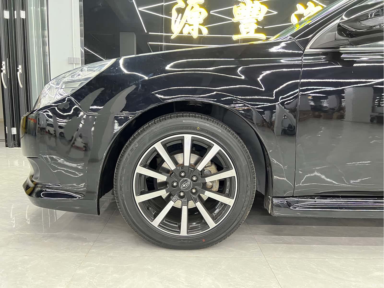 Subaru Legacy, 2011 6