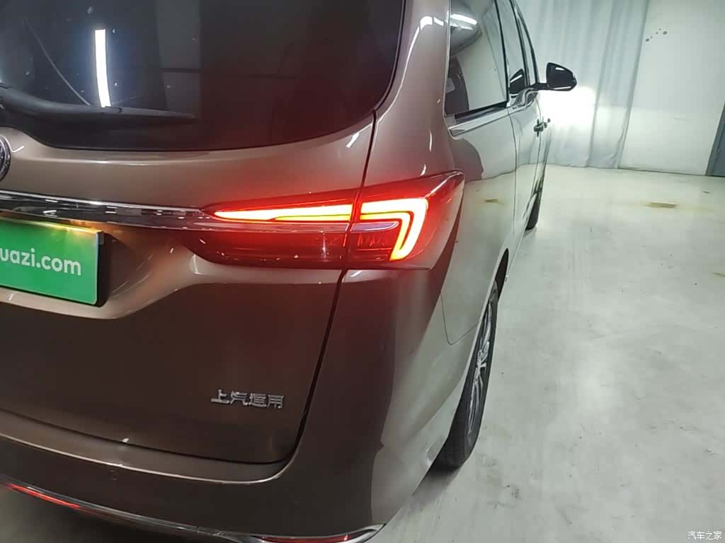 Buick GL8, 2022 8