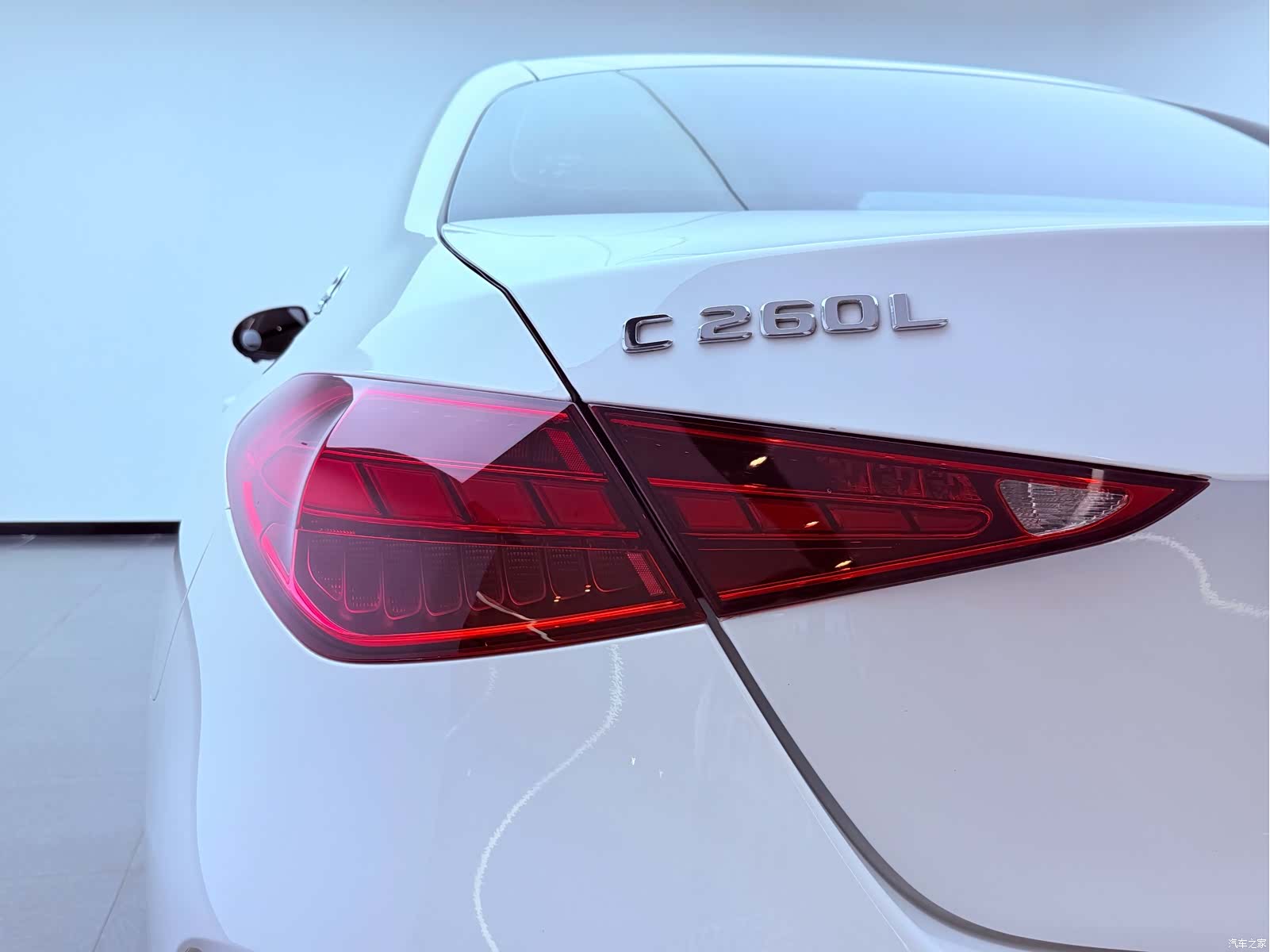 Mercedes-Benz C-Class, 2023 31