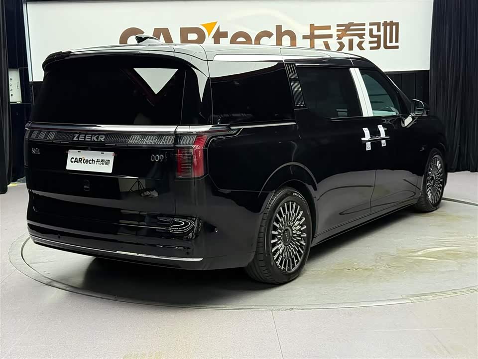 Zeekr 009