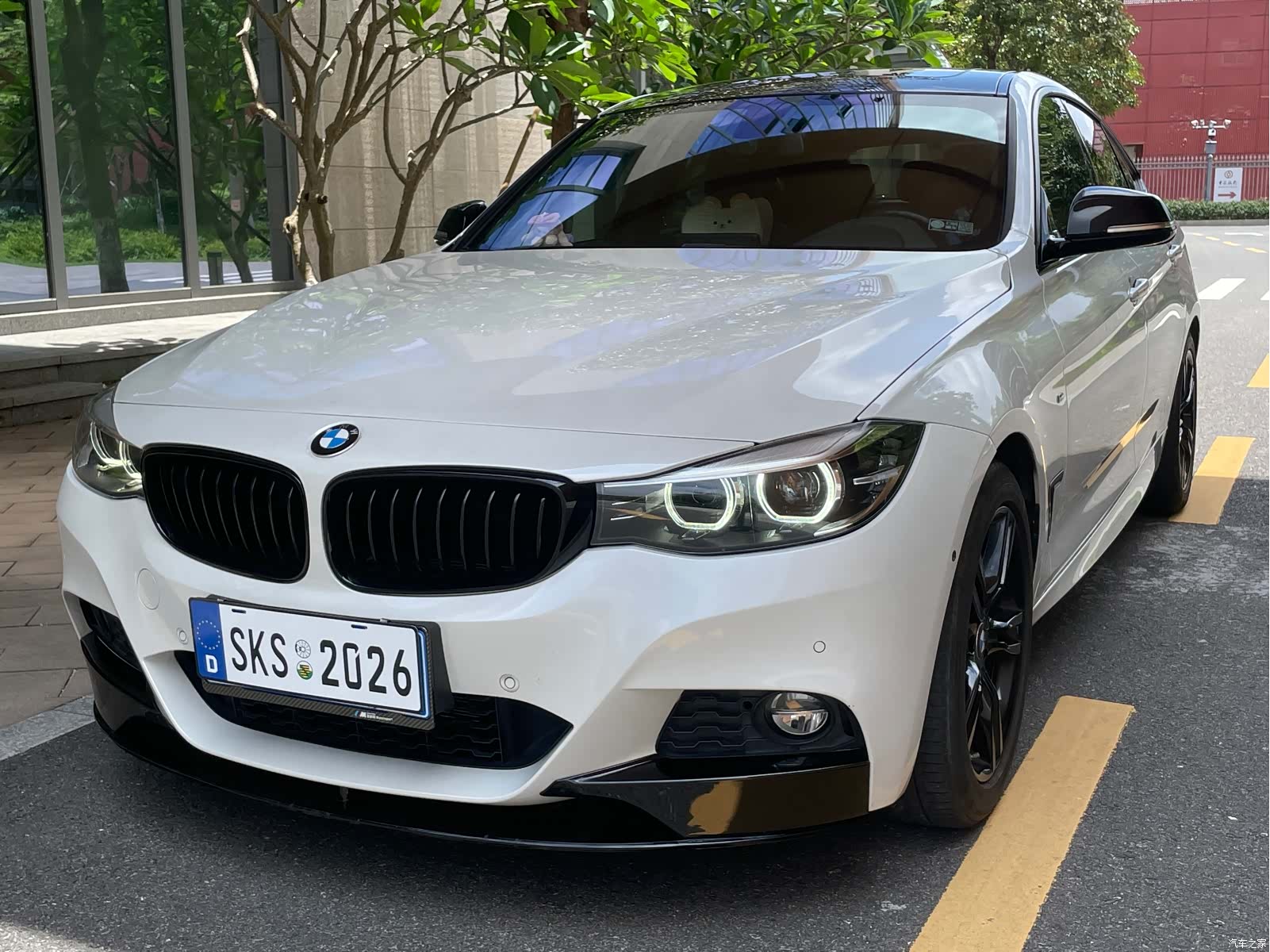 BMW 3 Series, 2020 1