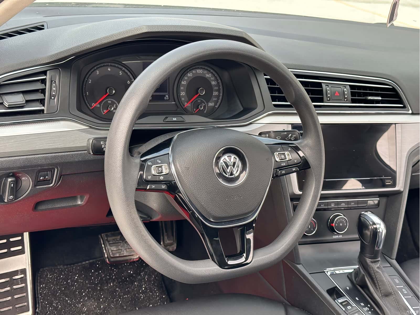 Volkswagen Lamando, 2021 16