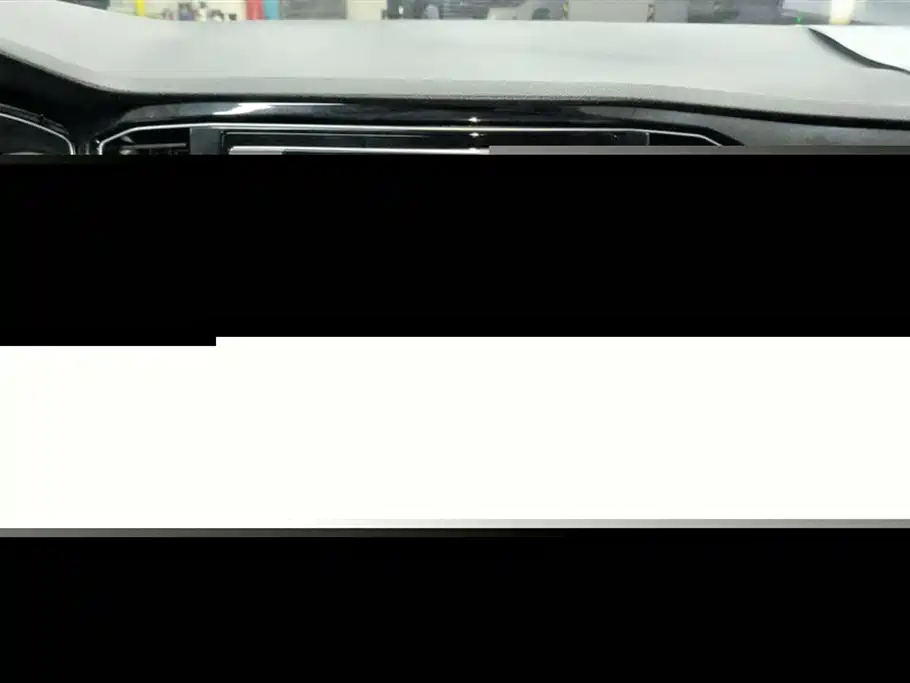 Volkswagen T-ROC exploring Songs