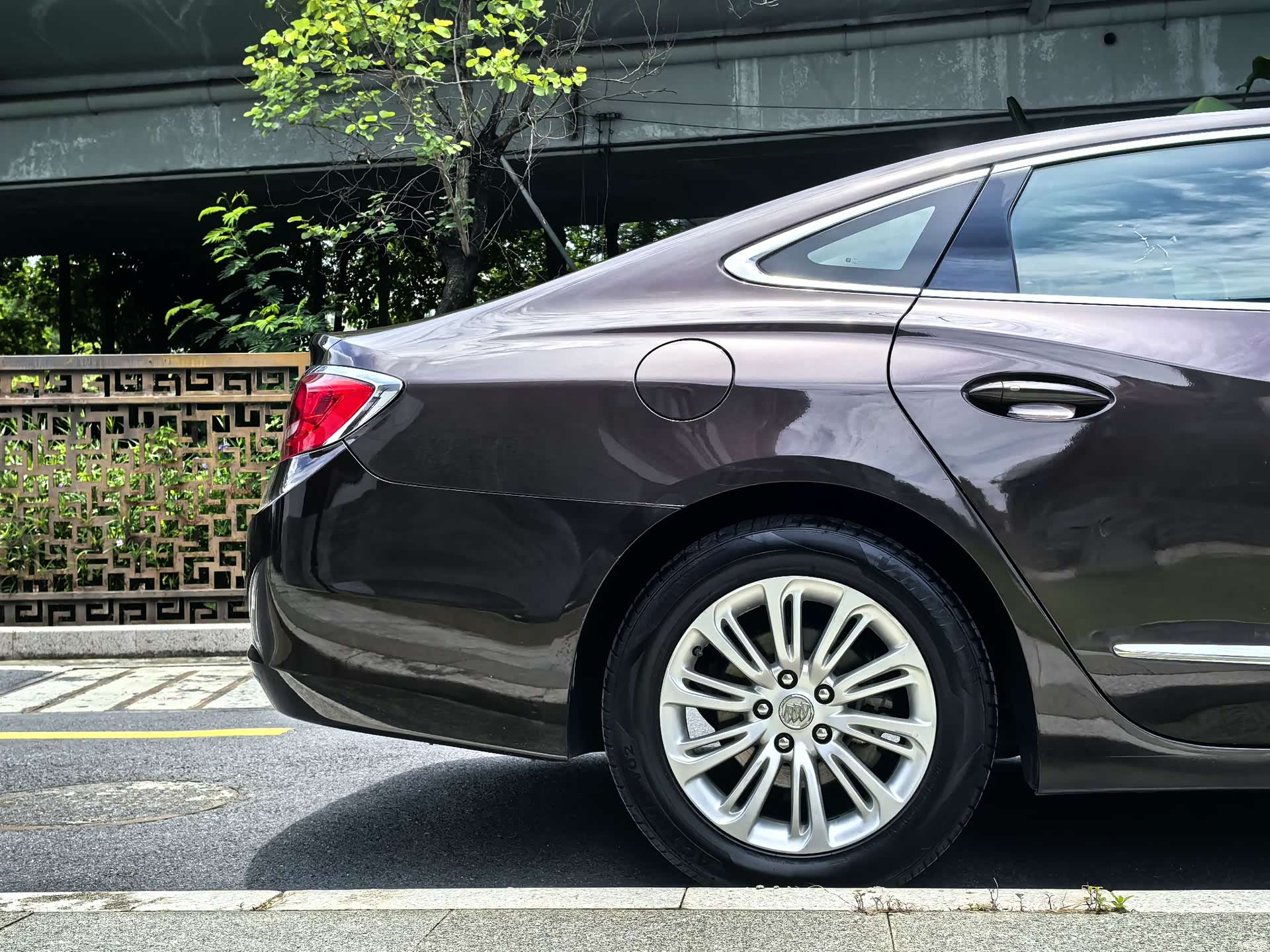 Buick LaCrosse, 2017 11