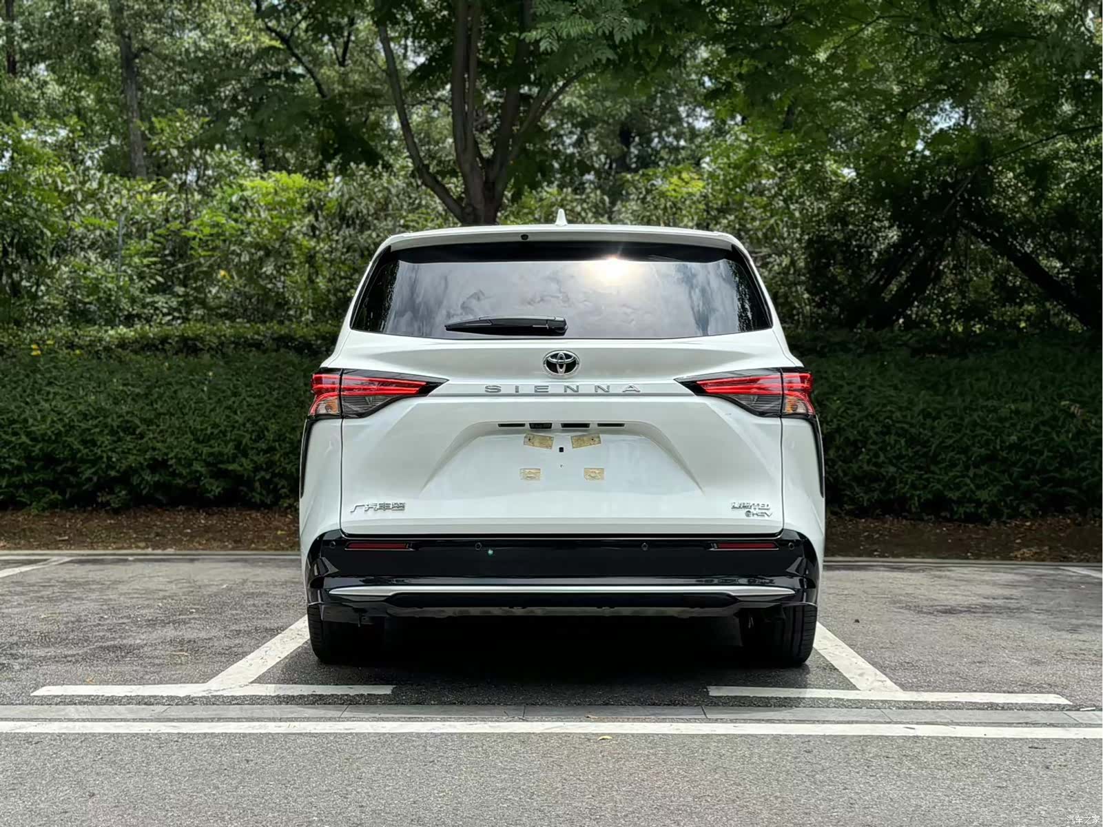 Toyota Sienna, 2024 11