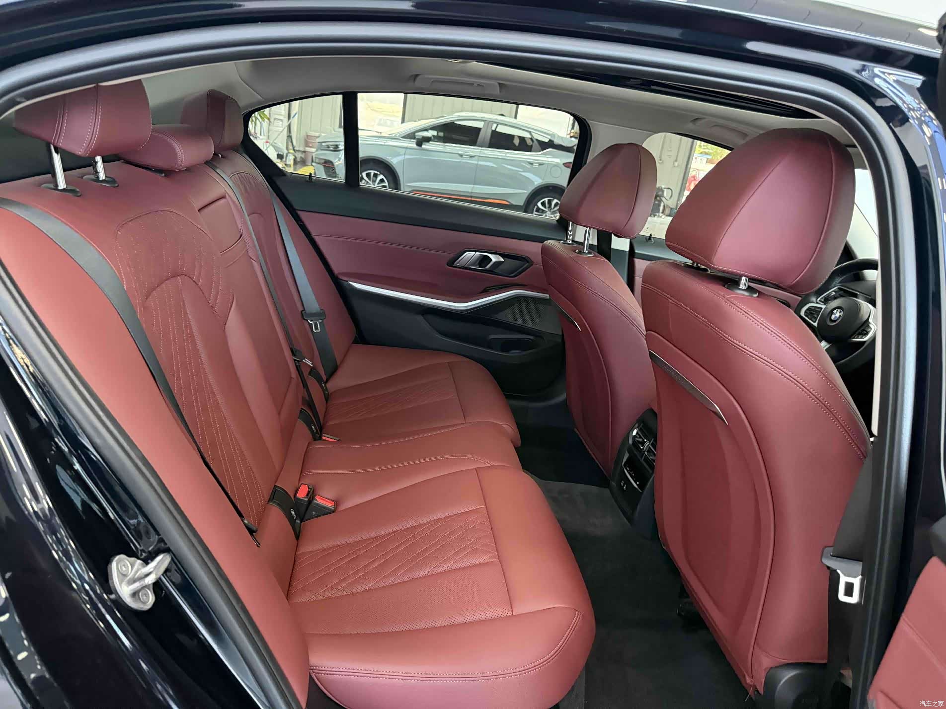 BMW 3 Series, 2023 13