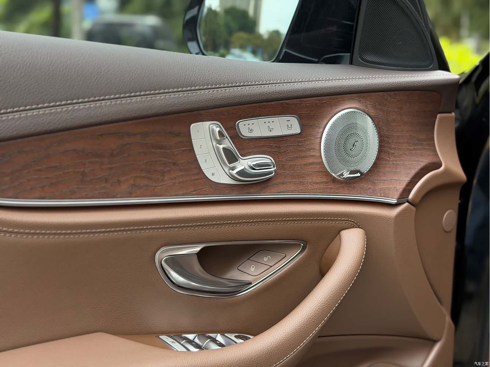 Mercedes-Benz E-Class, 2020 7