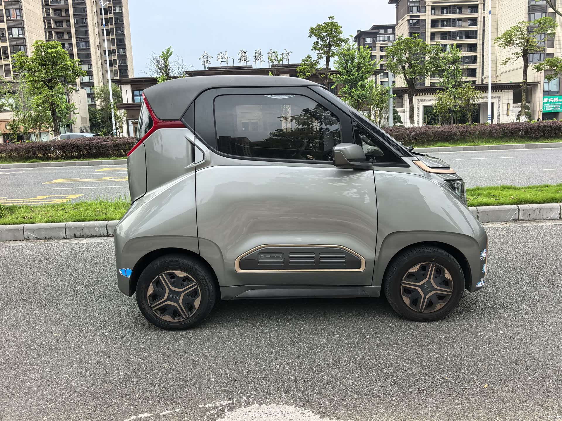 Wuling E200, 2020 4