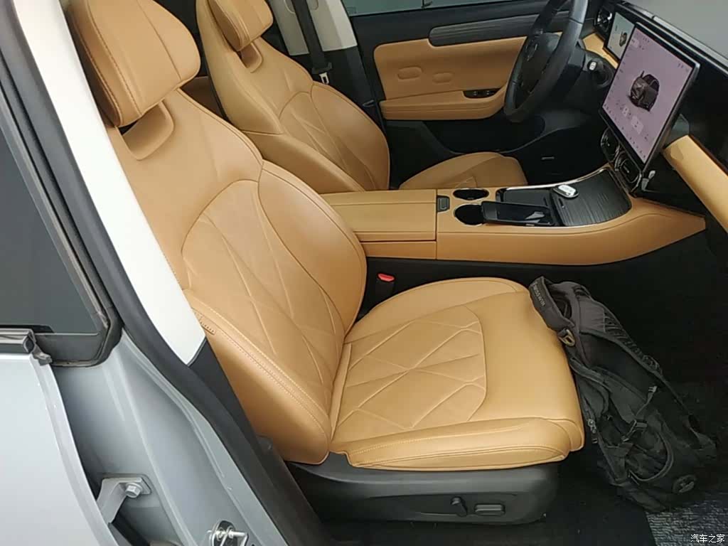 Leapmotor C11, 2025 25